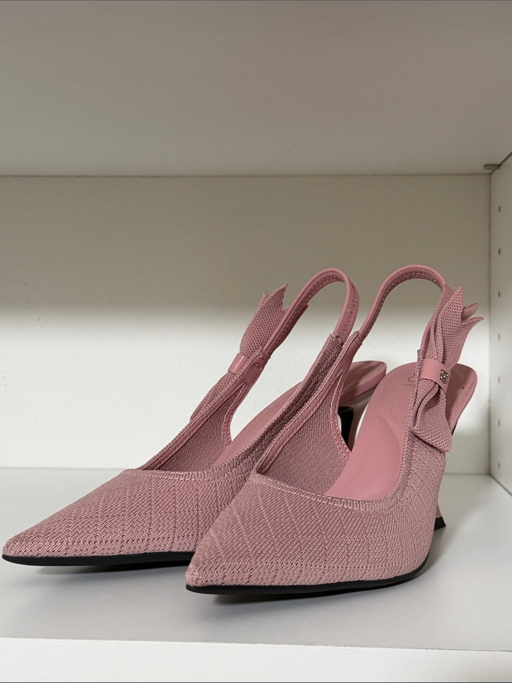 Pointed Slingback Pumps with Bow Accent in Light Pink